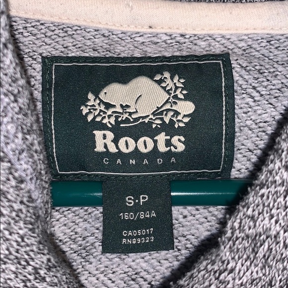 Ruth’s salt pepper sweater - Picture 2 of 2